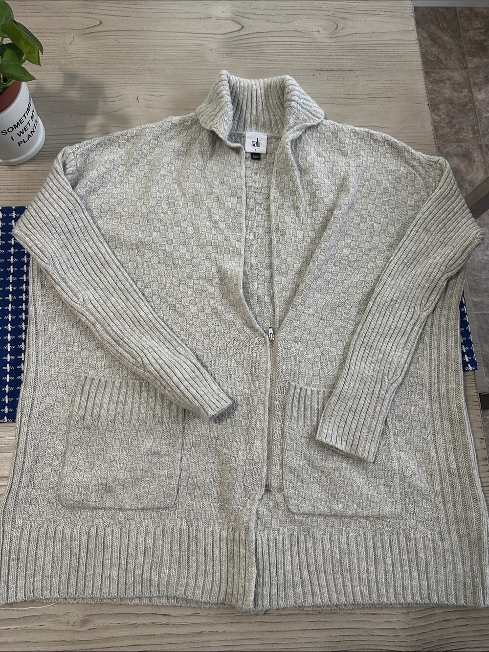 Cabi  Light Gray Zip-Up Knit Sweater for M